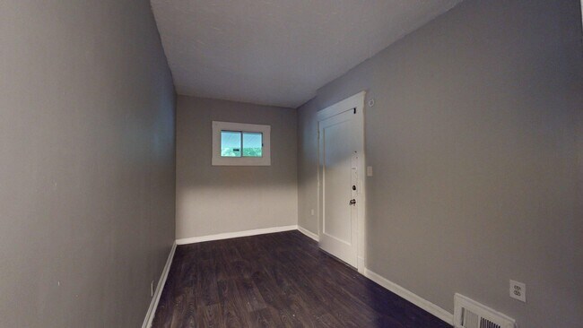 Building Photo - 3889 W.33rd