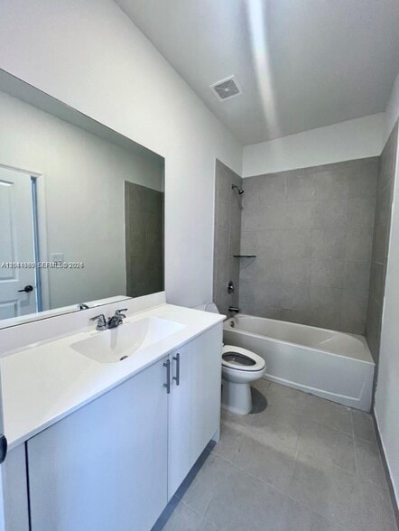 Building Photo - 23252 SW 128th Ave