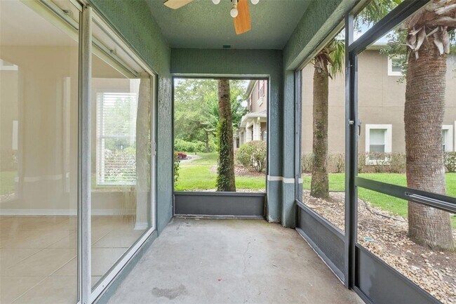 Building Photo - 10325 Manderley Way