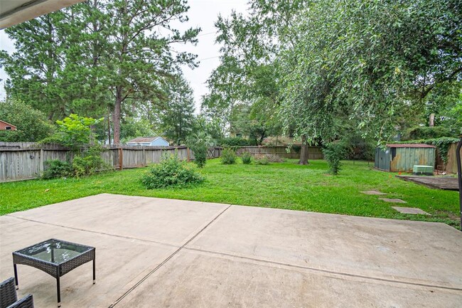 Building Photo - 21306 Castlemont Ln