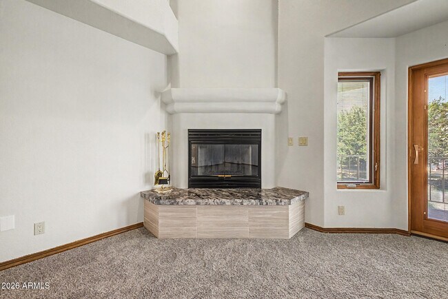 Building Photo - 5812 W Del Lago Cir