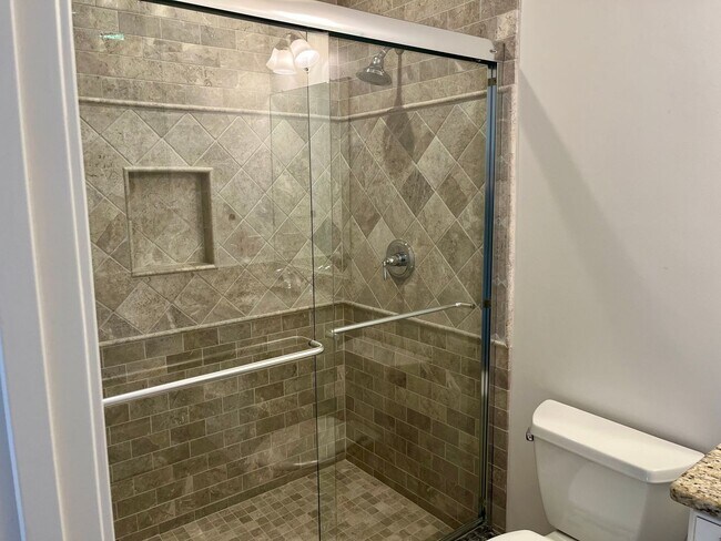 Building Photo - Lawton Lane Management