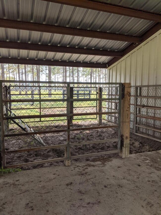 Building Photo - 3 bedroom in Adel GA 31620