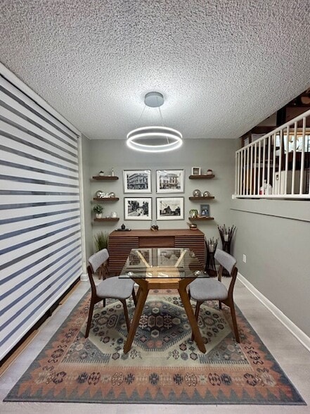 Building Photo - 2666 Tigertail Ave