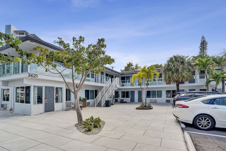 Building Photo - 3621 N Ocean Blvd