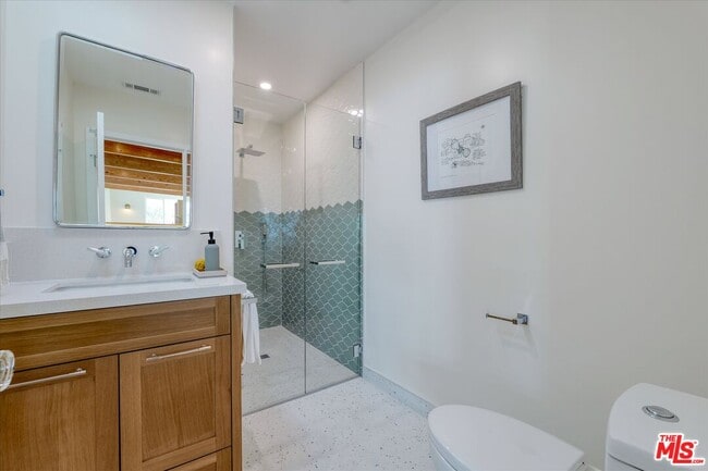 Building Photo - 211 Bellino Dr