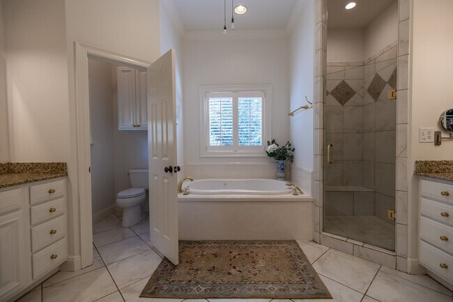 Building Photo - 7316 Northbrook Cir
