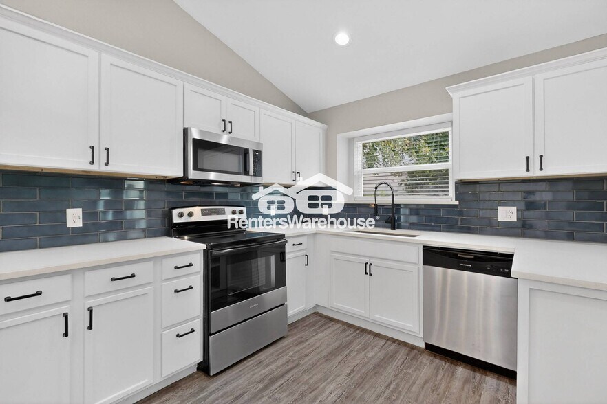 Building Photo - 7714 Bordeaux Ln