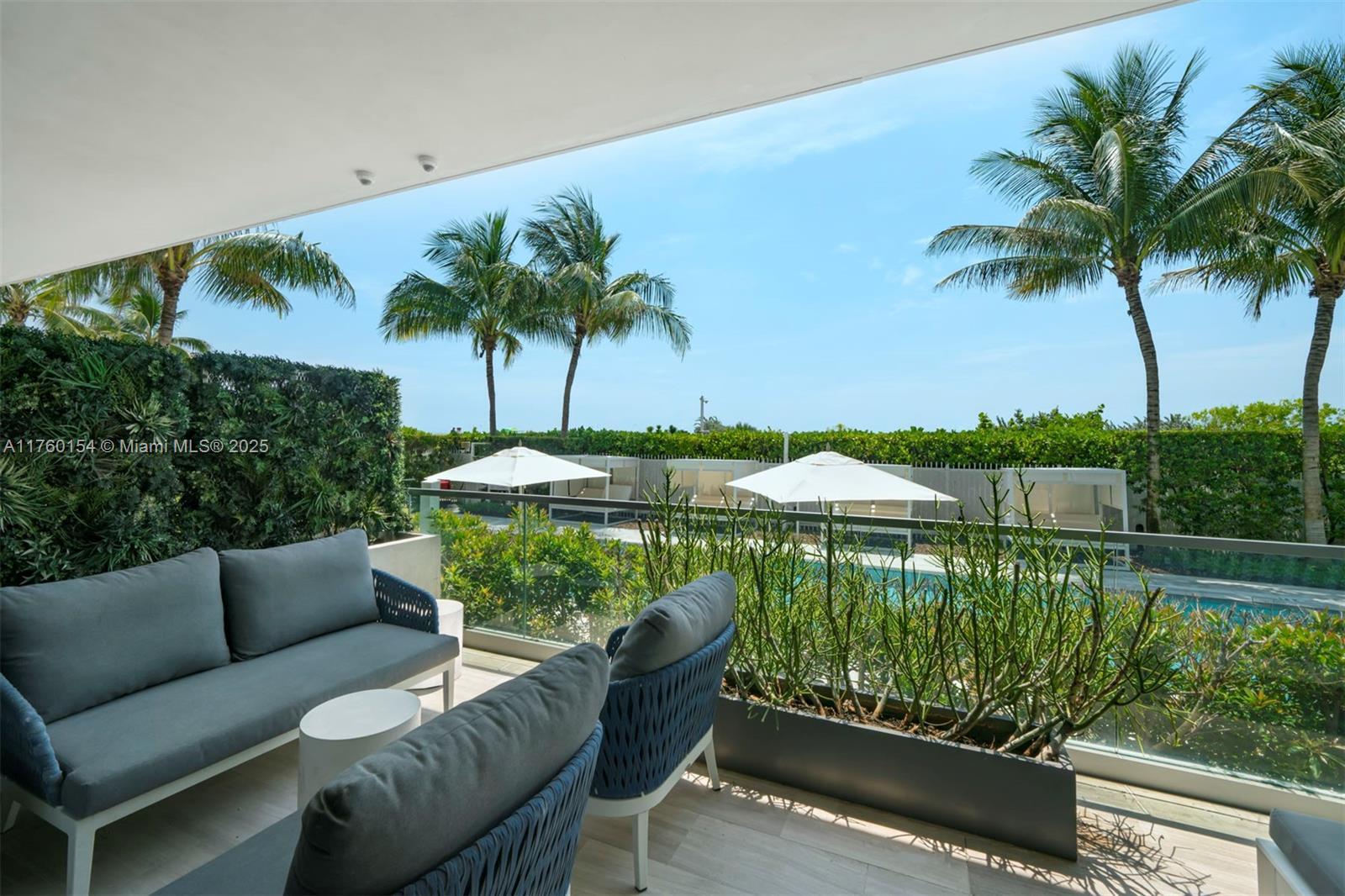 Building Photo - 321 Ocean Dr