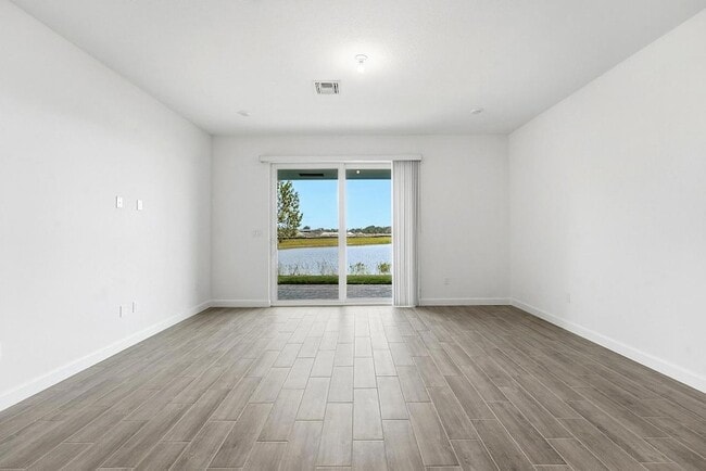 Building Photo - 3790 Harborside Ave