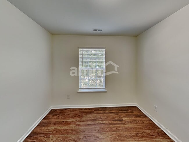 Building Photo - 931 Rocky Meadows Ln