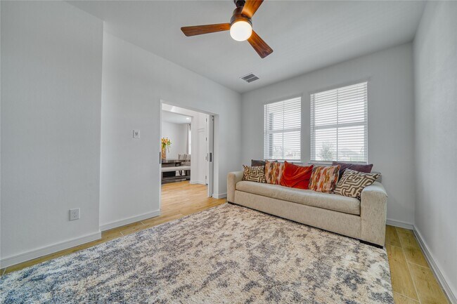 Building Photo - 12202 Old Fashion Cir