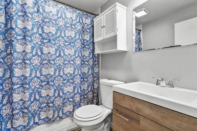 Building Photo - 260 Tremont St