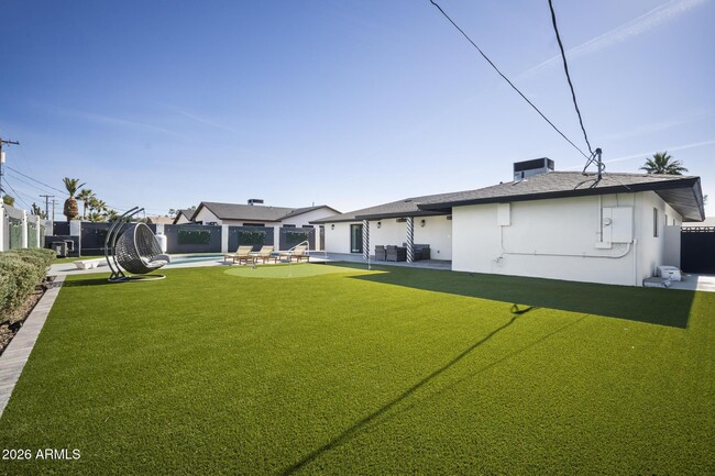 Building Photo - 8314 E Mariposa Dr