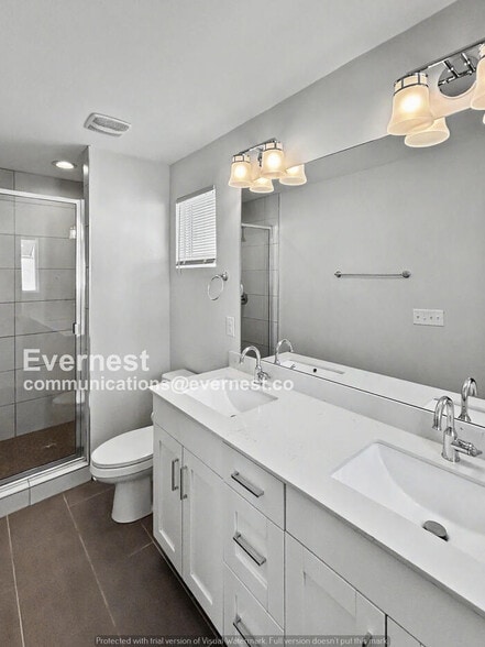 Building Photo - 205 Jeffries Wy