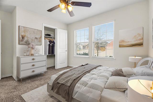 Building Photo - 611 Saddle Club Way