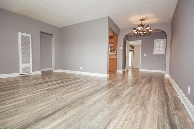 Building Photo - 11433 Littchen St