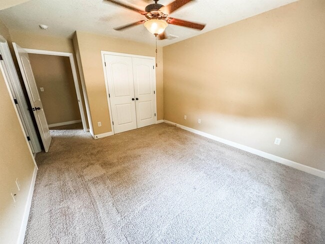 Building Photo - 4435 Chestnut Hill Dr