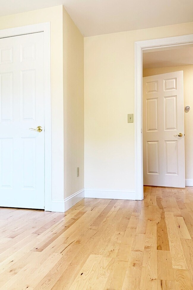 Building Photo - 152 North St