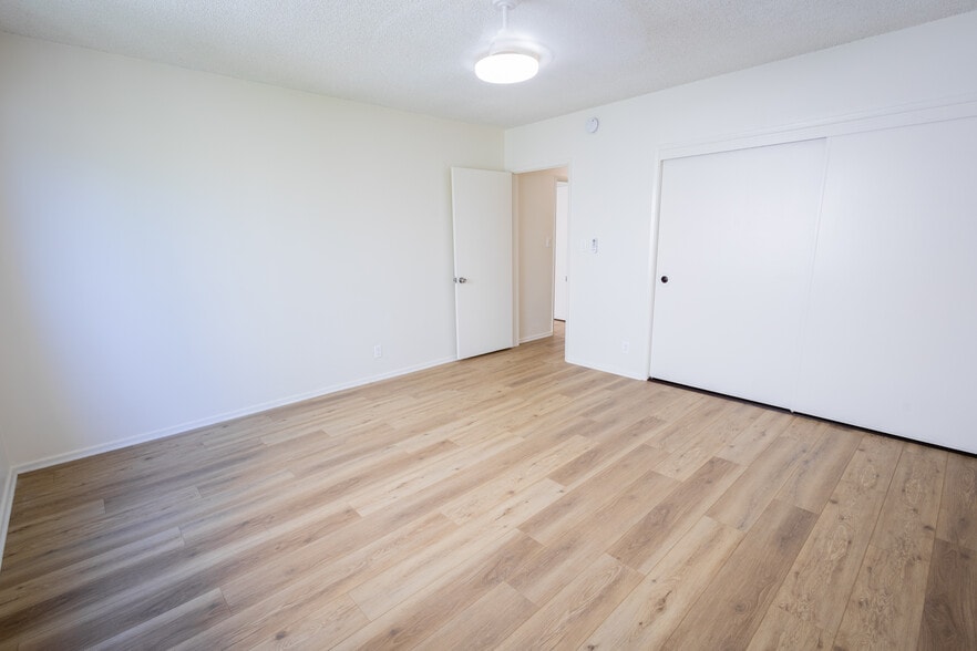 Building Photo - 5138 Hazeltine Ave