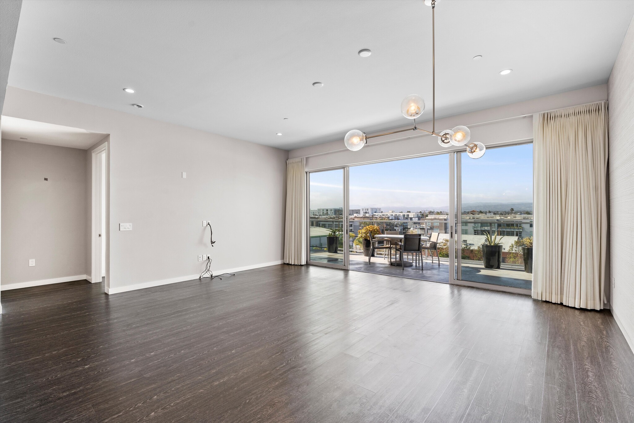 Building Photo - 4140 Glencoe Ave