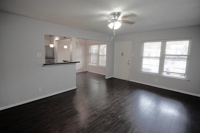 Building Photo - 4206 Newton Ave