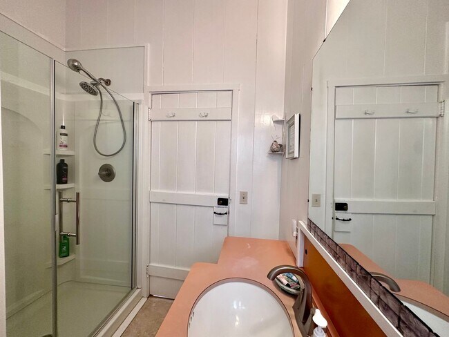 Building Photo - Idyllic Fully Furnished Cottage in Asilomar Dunes Available Monthly