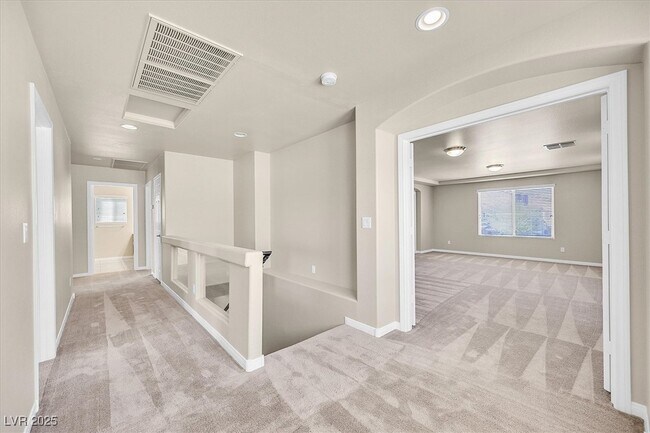 Building Photo - 6524 W Baroque Ave