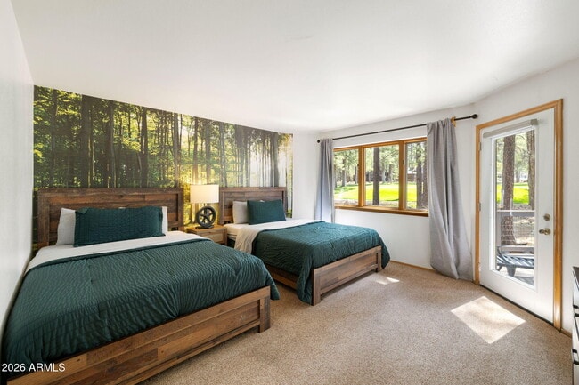 Building Photo - 2145 William Palmer