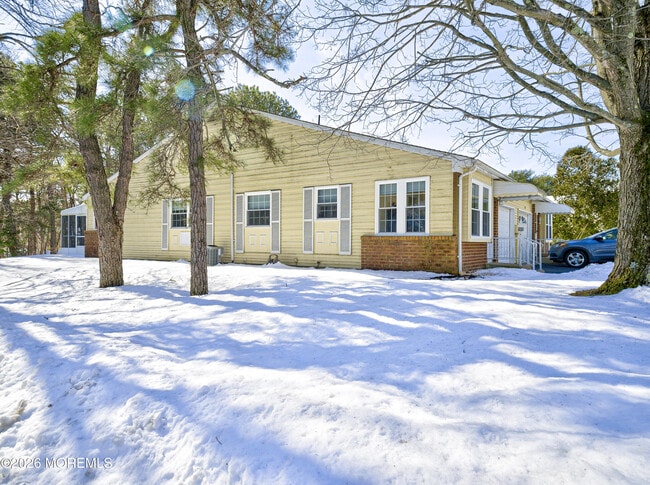 Building Photo - 29A Birchwood Dr