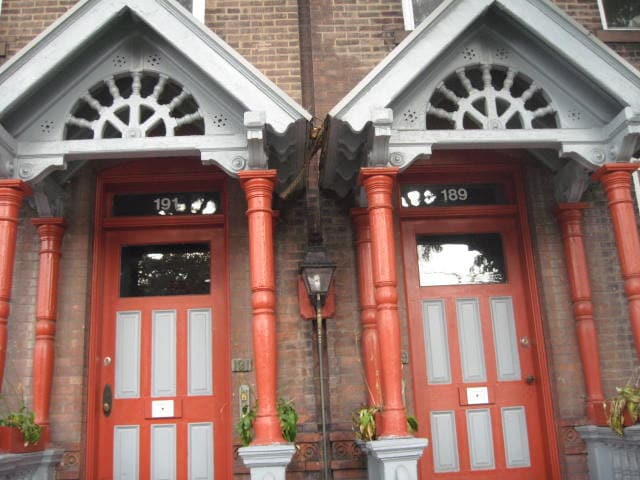 Building Photo - 189 Bradley