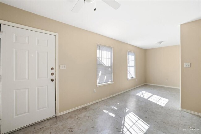 Building Photo - 12 Gastel Cir