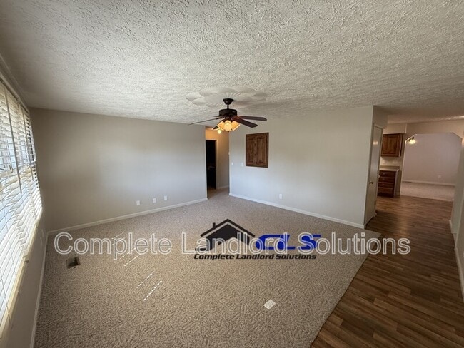 Building Photo - 1752 E Morgan Dr