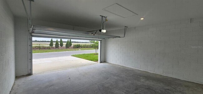 Building Photo - 2557 Rider Rain Ln