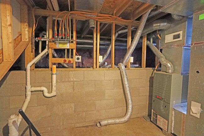 Building Photo - 4897 Nieles Edge Dr