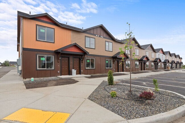 Building Photo - 2-bedroom townhomes, a modern take on apar...