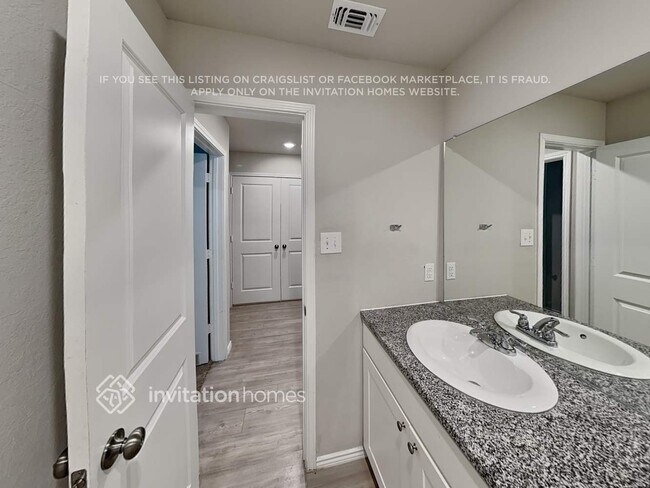 Building Photo - 7310 Adaja Riv