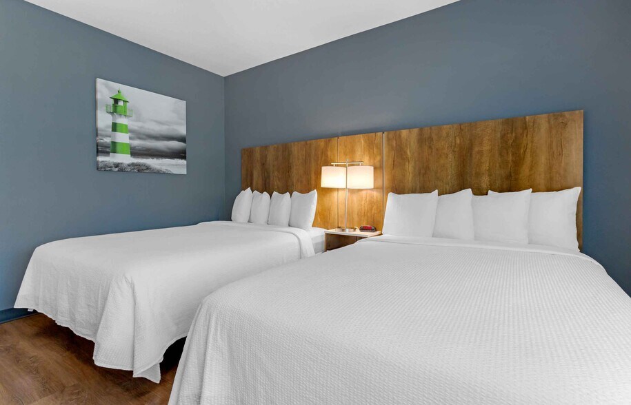 Building Photo - Furnished Studio-Chandler