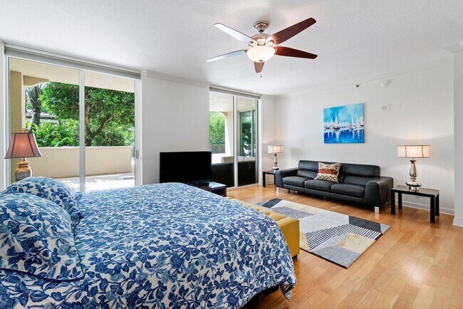 Building Photo - 3720 S Ocean Blvd
