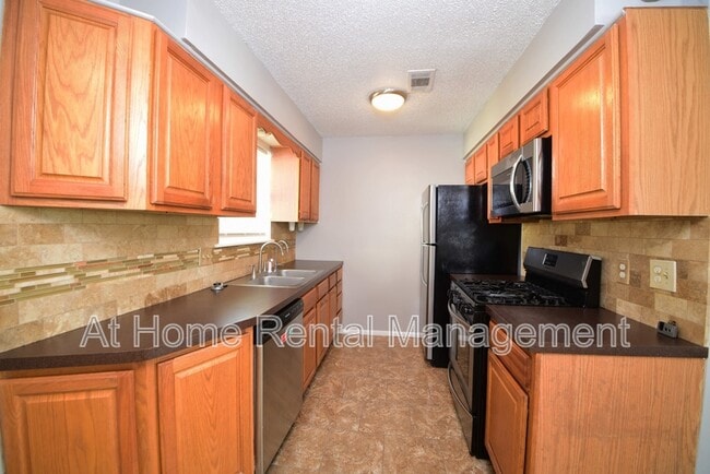 Building Photo - 2485 S 127th E Ave