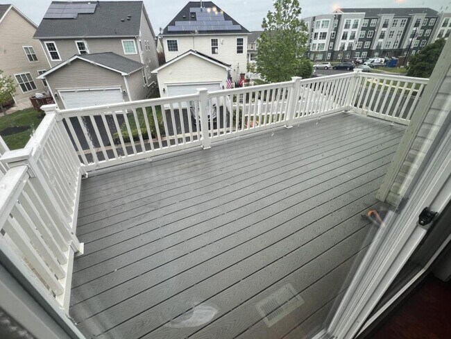 Building Photo - 2101 St Josephs Dr