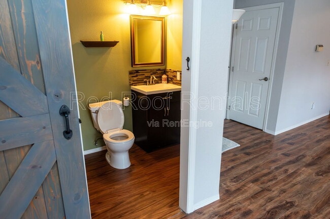 Building Photo - 916 197th St Ct E