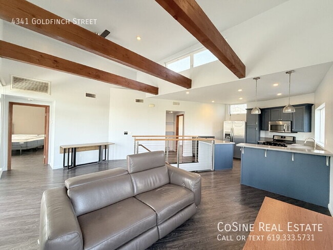 Building Photo - 4341 Goldfinch St