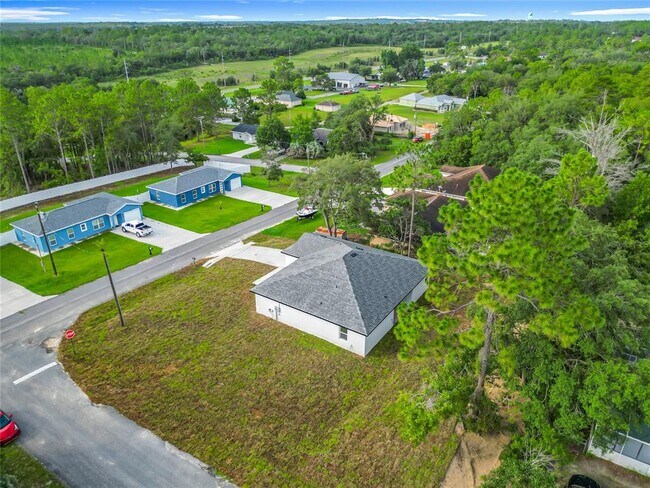 Building Photo - 5736 N Claremont Dr