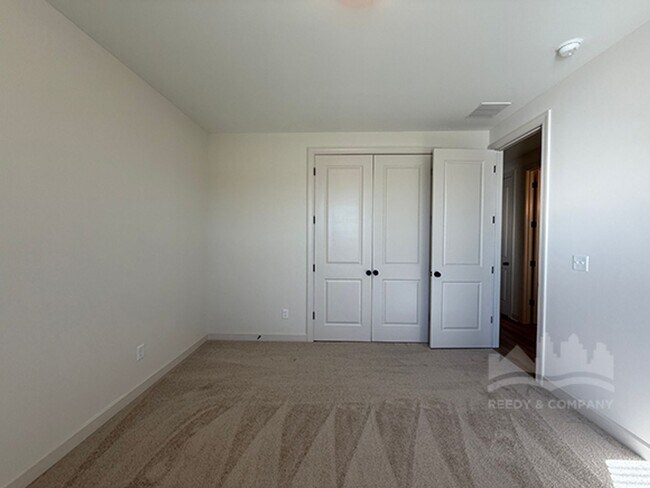 Building Photo - Beautiful NEW BUILD in Oakland, TN!