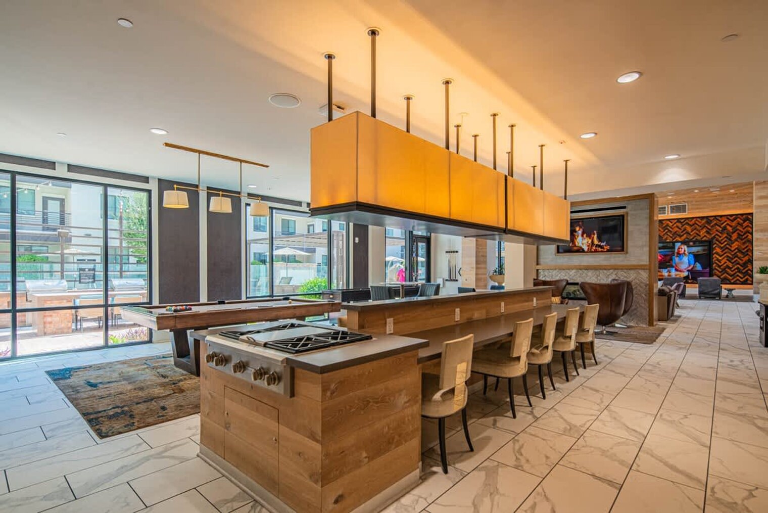 Building Photo - 730 E Marlette Ave