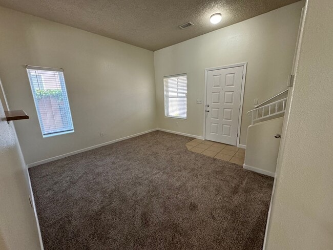 Building Photo - Spacious 2-Story Home with 3-Car Garage in...