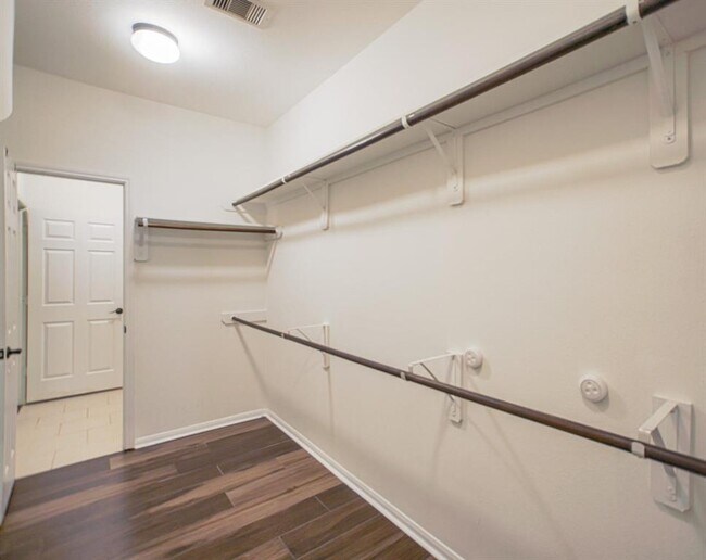 Building Photo - 27326 Pendleton Trace Dr