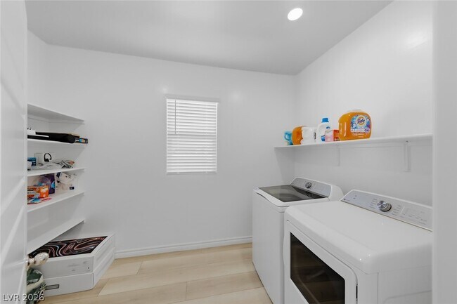 Building Photo - 290 Robson Rdg Ln