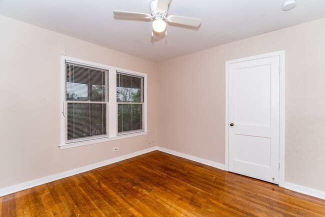Building Photo - TERRELL HEIGHTS DUPLEX - ALAMO HEIGHTS I.S.D.